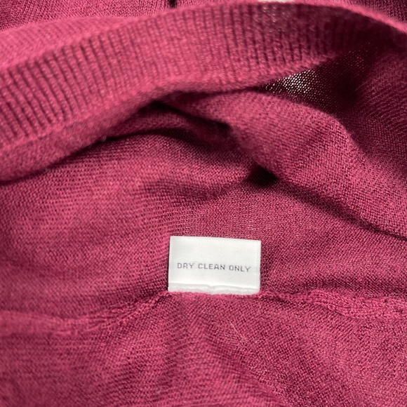 The Cashmere Project - California Cashmere Shirttail Crew - Size M - NEW. - Picture 8 of 15